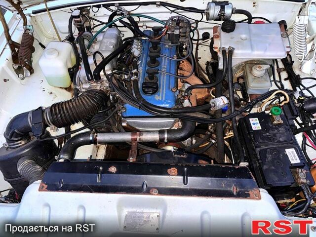 Білий ГАЗ Волга, об'ємом двигуна 2.3 л та пробігом 89 тис. км за 1850 $, фото 4 на Automoto.ua
