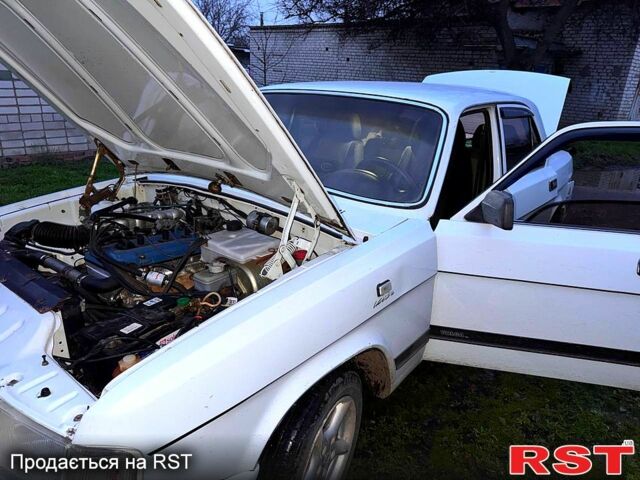 Білий ГАЗ Волга, об'ємом двигуна 2.3 л та пробігом 89 тис. км за 1850 $, фото 5 на Automoto.ua