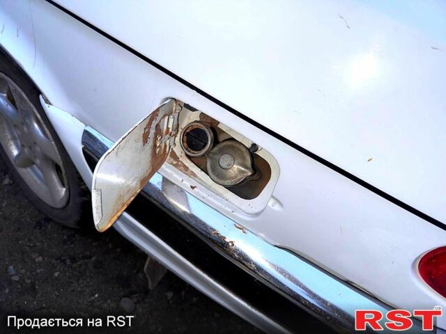 Білий ГАЗ Волга, об'ємом двигуна 2.3 л та пробігом 89 тис. км за 1850 $, фото 8 на Automoto.ua