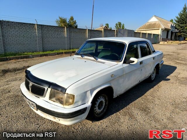 Білий ГАЗ Волга, об'ємом двигуна 2.4 л та пробігом 229 тис. км за 800 $, фото 1 на Automoto.ua