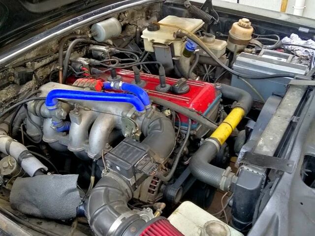 Черный ГАЗ Волга, объемом двигателя 2.4 л и пробегом 300 тыс. км за 3000 $, фото 8 на Automoto.ua