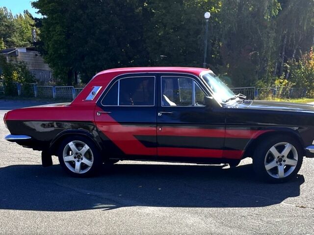 Черный ГАЗ Волга, объемом двигателя 2.4 л и пробегом 300 тыс. км за 3000 $, фото 2 на Automoto.ua