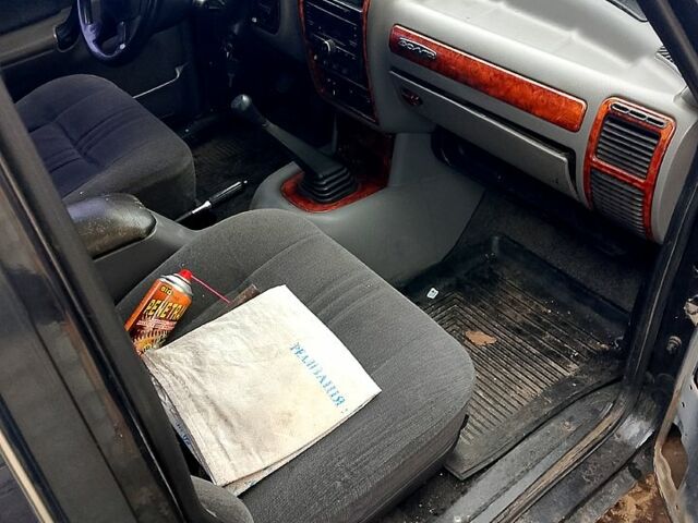 Черный ГАЗ Волга, объемом двигателя 2.3 л и пробегом 0 тыс. км за 420 $, фото 4 на Automoto.ua