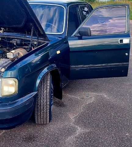 Черный ГАЗ Волга, объемом двигателя 2.4 л и пробегом 0 тыс. км за 1800 $, фото 1 на Automoto.ua