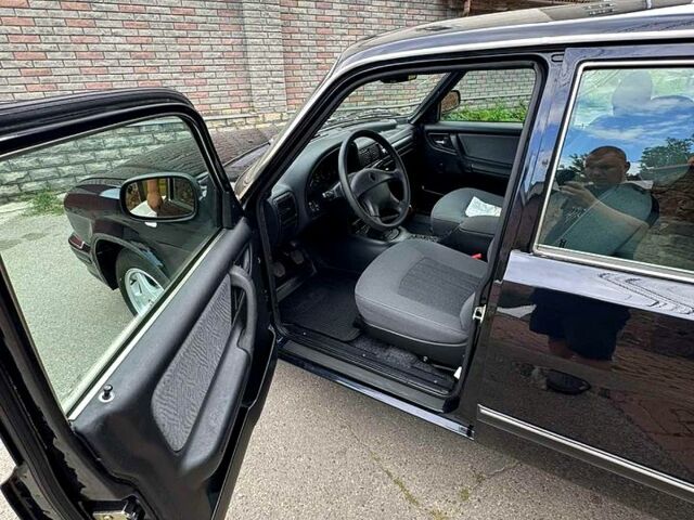 Чорний ГАЗ Волга, об'ємом двигуна 2.3 л та пробігом 0 тис. км за 1000 $, фото 8 на Automoto.ua