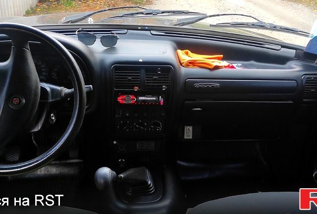 ГАЗ Волга 2007 в Дергачах на Automoto.ua Черный ГАЗ Волга, объемом двигателя 2.3 л и пробегом 187 тыс. км за 1200 $, фото 7 на Automoto.ua