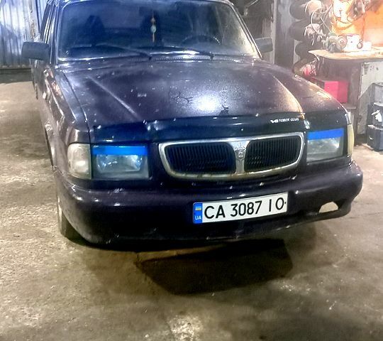 Фиолетовый ГАЗ Волга, объемом двигателя 2.4 л и пробегом 165 тыс. км за 1350 $, фото 1 на Automoto.ua
