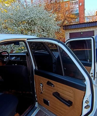 ГАЗ Волга, объемом двигателя 2.5 л и пробегом 155 тыс. км за 3500 $, фото 1 на Automoto.ua