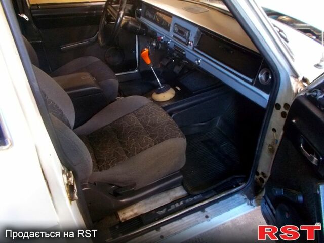 ГАЗ Волга, объемом двигателя 2.5 л и пробегом 200 тыс. км за 750 $, фото 3 на Automoto.ua