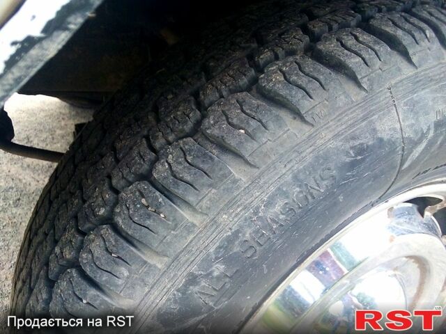 ГАЗ Волга, объемом двигателя 2.4 л и пробегом 300 тыс. км за 1152 $, фото 13 на Automoto.ua