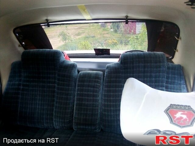 ГАЗ Волга, объемом двигателя 2.4 л и пробегом 300 тыс. км за 1152 $, фото 10 на Automoto.ua