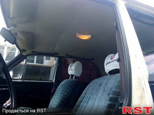 ГАЗ Волга, объемом двигателя 2.4 л и пробегом 300 тыс. км за 1152 $, фото 7 на Automoto.ua