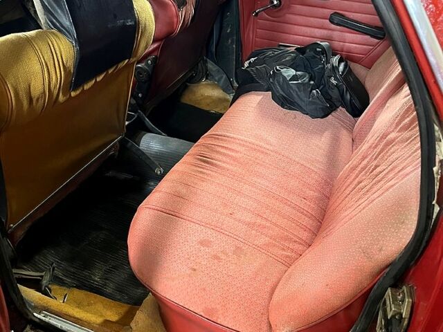 ГАЗ Волга, объемом двигателя 2.4 л и пробегом 137 тыс. км за 300 $, фото 6 на Automoto.ua