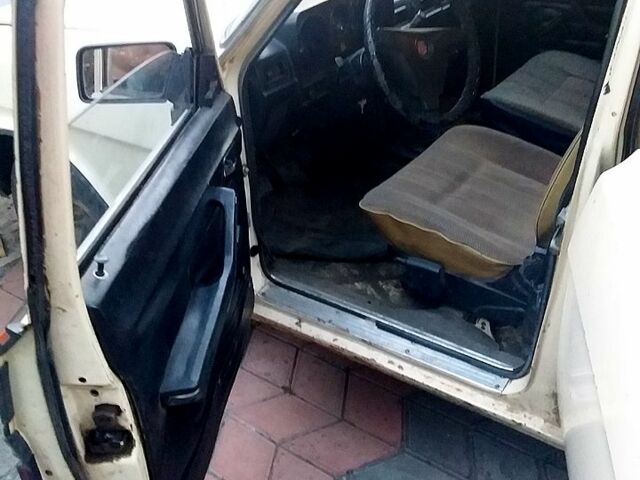 ГАЗ Волга, объемом двигателя 2.4 л и пробегом 100 тыс. км за 500 $, фото 10 на Automoto.ua