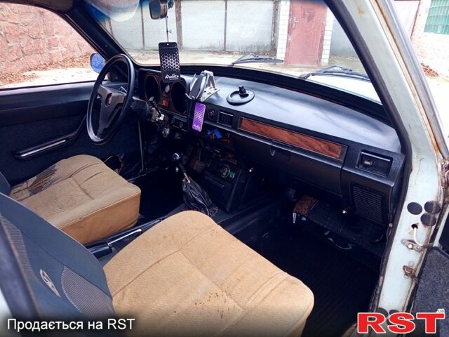 ГАЗ Волга, об'ємом двигуна 2.4 л та пробігом 123 тис. км за 500 $, фото 6 на Automoto.ua