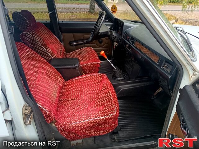 ГАЗ Волга, объемом двигателя 2.4 л и пробегом 140 тыс. км за 1100 $, фото 6 на Automoto.ua