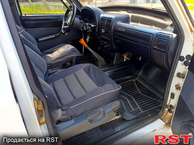 ГАЗ Волга, объемом двигателя 2.4 л и пробегом 0 тыс. км за 850 $, фото 6 на Automoto.ua