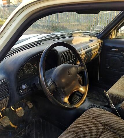 ГАЗ Волга, объемом двигателя 2.4 л и пробегом 195 тыс. км за 1600 $, фото 7 на Automoto.ua