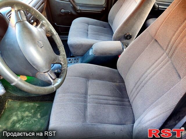 ГАЗ Волга, объемом двигателя 2.5 л и пробегом 160 тыс. км за 900 $, фото 2 на Automoto.ua