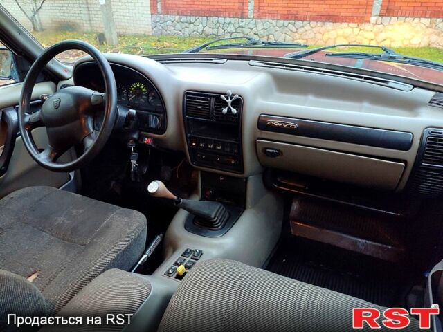 ГАЗ Волга, об'ємом двигуна 2.4 л та пробігом 200 тис. км за 950 $, фото 4 на Automoto.ua