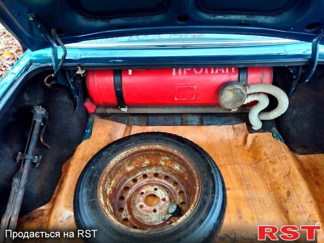 ГАЗ Волга, об'ємом двигуна 2.4 л та пробігом 200 тис. км за 950 $, фото 7 на Automoto.ua