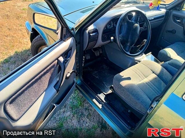 ГАЗ Волга, объемом двигателя 2.3 л и пробегом 97 тыс. км за 1000 $, фото 5 на Automoto.ua