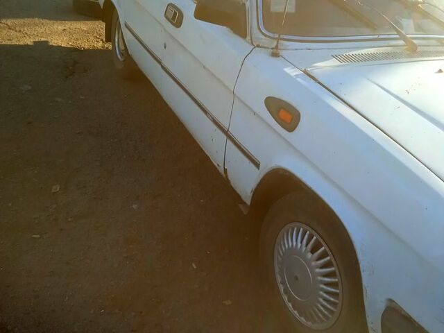 ГАЗ Волга, объемом двигателя 2.4 л и пробегом 200 тыс. км за 300 $, фото 1 на Automoto.ua