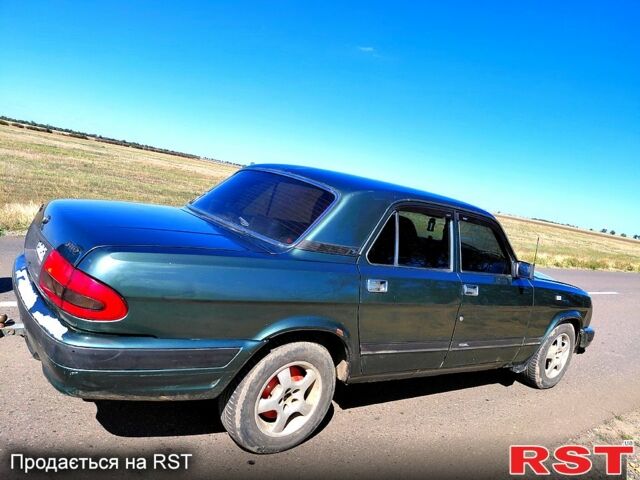 ГАЗ Волга, объемом двигателя 2.4 л и пробегом 236 тыс. км за 1350 $, фото 1 на Automoto.ua