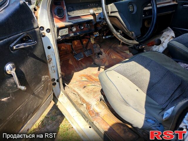 ГАЗ Волга, объемом двигателя 2.4 л и пробегом 300 тыс. км за 900 $, фото 7 на Automoto.ua