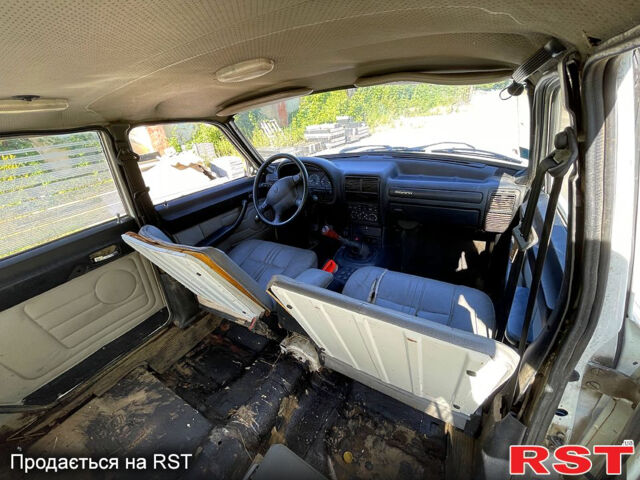 ГАЗ Волга, объемом двигателя 2.4 л и пробегом 65 тыс. км за 600 $, фото 2 на Automoto.ua