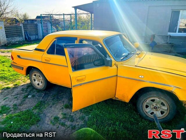 Желтый ГАЗ Волга, объемом двигателя 2.3 л и пробегом 258 тыс. км за 770 $, фото 8 на Automoto.ua
