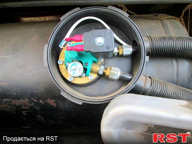 Серый ГАЗ Волга, объемом двигателя 2.4 л и пробегом 0 тыс. км за 840 $, фото 2 на Automoto.ua