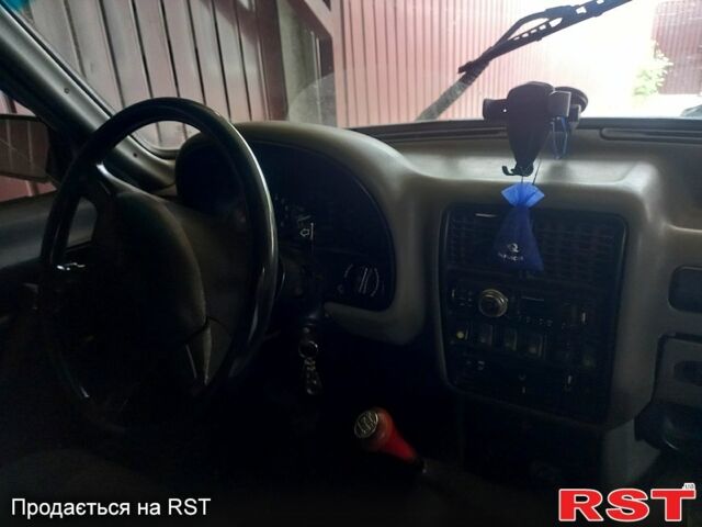 Сірий ГАЗ Волга, об'ємом двигуна 2.4 л та пробігом 100 тис. км за 1130 $, фото 2 на Automoto.ua