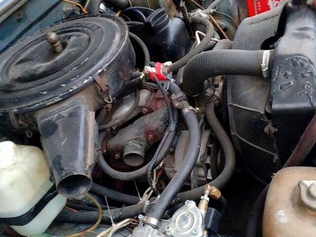 Серый ГАЗ Волга, объемом двигателя 2.4 л и пробегом 200 тыс. км за 1200 $, фото 1 на Automoto.ua