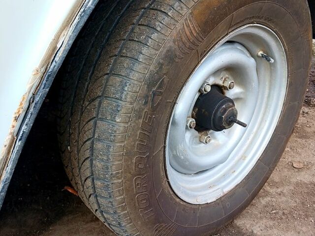 Сірий ГАЗ Волга, об'ємом двигуна 2.4 л та пробігом 119 тис. км за 1800 $, фото 13 на Automoto.ua