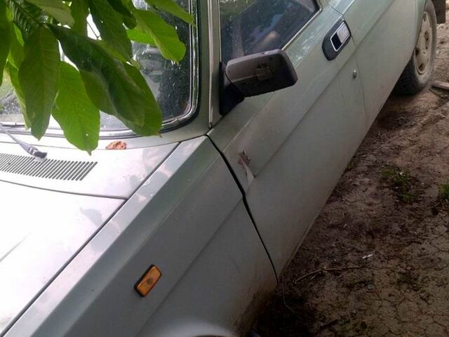 Сірий ГАЗ Волга, об'ємом двигуна 2.4 л та пробігом 87 тис. км за 1000 $, фото 3 на Automoto.ua