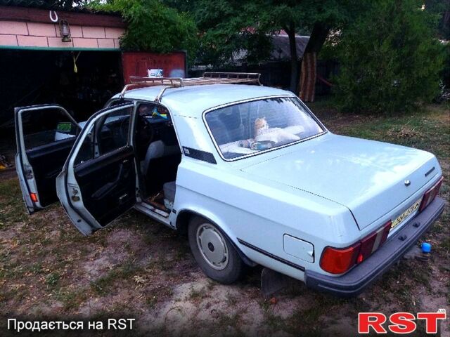 Серый ГАЗ Волга, объемом двигателя 4.2 л и пробегом 190 тыс. км за 1500 $, фото 3 на Automoto.ua