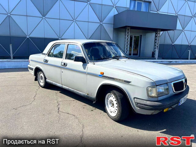 Серый ГАЗ Волга, объемом двигателя 2.4 л и пробегом 250 тыс. км за 999 $, фото 3 на Automoto.ua