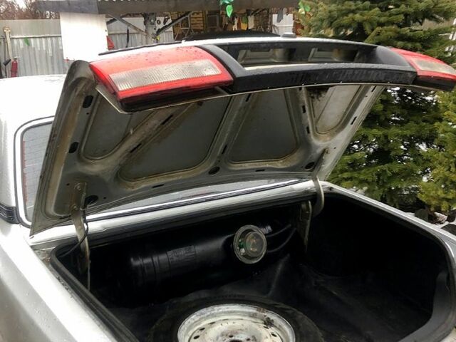 Серый ГАЗ Волга, объемом двигателя 2.4 л и пробегом 170 тыс. км за 750 $, фото 5 на Automoto.ua