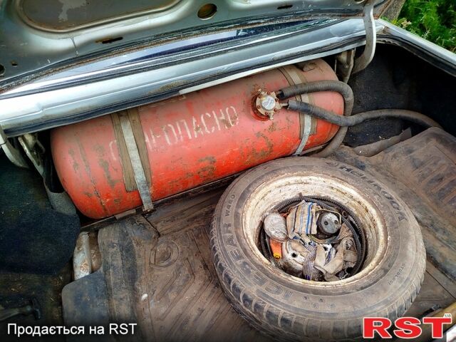 Сірий ГАЗ Волга, об'ємом двигуна 2.4 л та пробігом 0 тис. км за 780 $, фото 5 на Automoto.ua