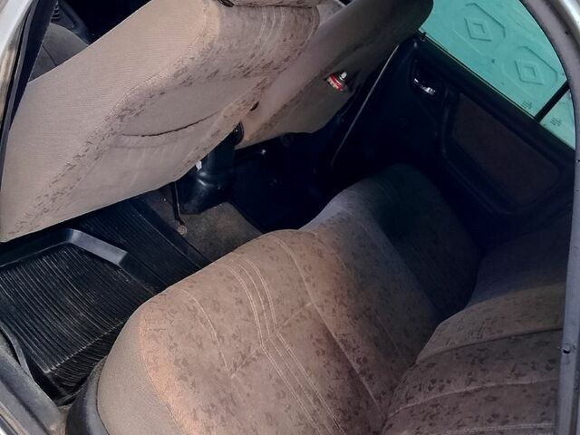 Серый ГАЗ Волга, объемом двигателя 2.4 л и пробегом 130 тыс. км за 1400 $, фото 5 на Automoto.ua