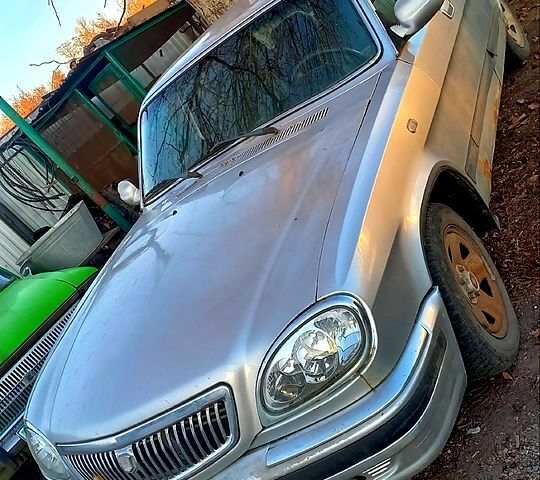 Серый ГАЗ Волга, объемом двигателя 24 л и пробегом 168 тыс. км за 500 $, фото 1 на Automoto.ua