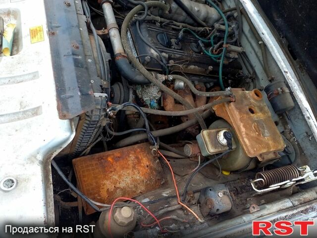 Серый ГАЗ Волга, объемом двигателя 24 л и пробегом 168 тыс. км за 500 $, фото 3 на Automoto.ua