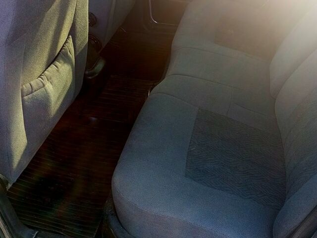 Серый ГАЗ Волга, объемом двигателя 2.3 л и пробегом 120 тыс. км за 950 $, фото 5 на Automoto.ua