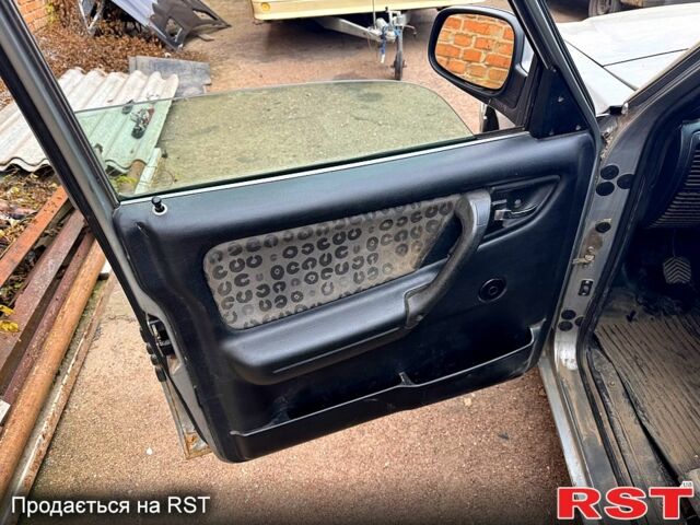 Серый ГАЗ Волга, объемом двигателя 2.3 л и пробегом 170 тыс. км за 1400 $, фото 6 на Automoto.ua