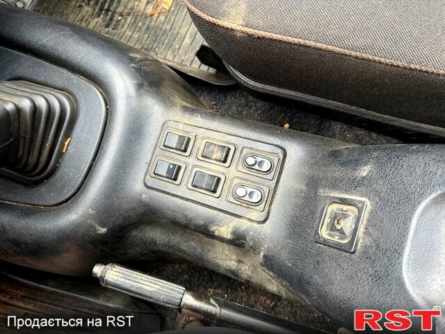 Серый ГАЗ Волга, объемом двигателя 2.3 л и пробегом 170 тыс. км за 1400 $, фото 8 на Automoto.ua