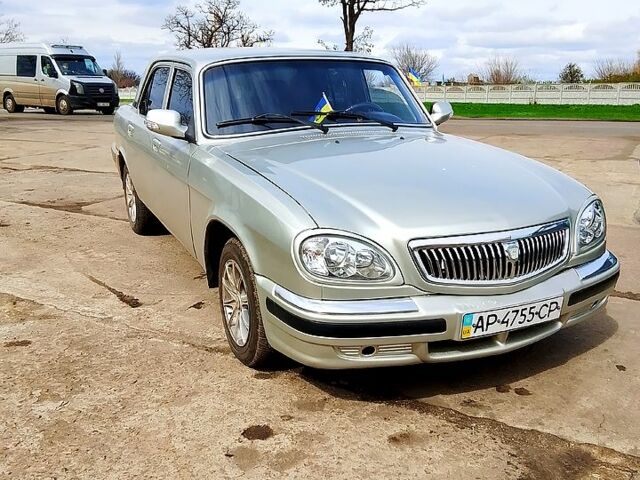 Серый ГАЗ Волга, объемом двигателя 2.4 л и пробегом 300 тыс. км за 3500 $, фото 3 на Automoto.ua