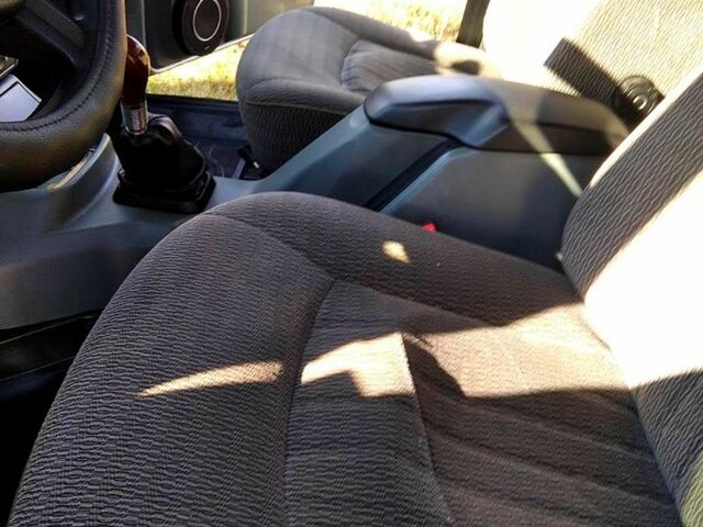 Сірий ГАЗ Волга, об'ємом двигуна 2.4 л та пробігом 114 тис. км за 3000 $, фото 3 на Automoto.ua