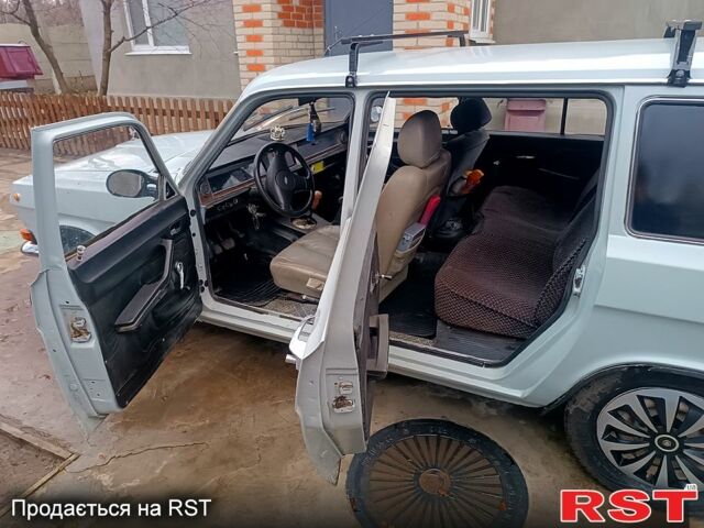 Серый ГАЗ Волга, объемом двигателя 2.4 л и пробегом 55 тыс. км за 2200 $, фото 11 на Automoto.ua