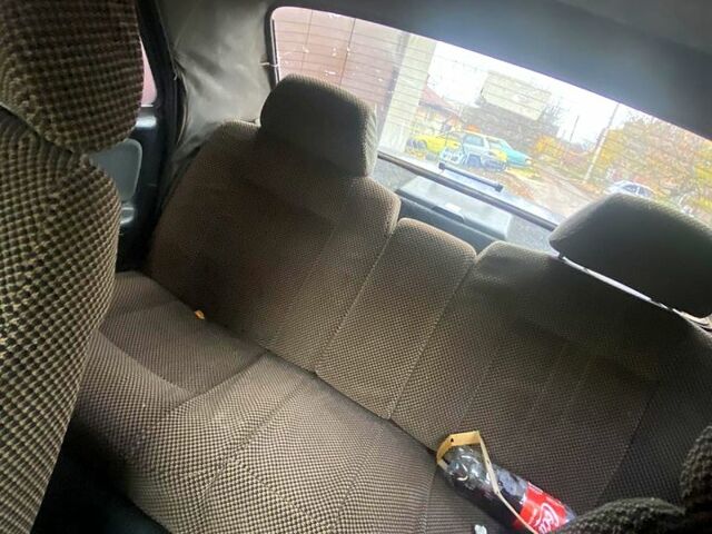 Синий ГАЗ Волга, объемом двигателя 2.4 л и пробегом 0 тыс. км за 700 $, фото 4 на Automoto.ua